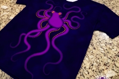 PurpleOctopus_T-Shirt_FlatAngled